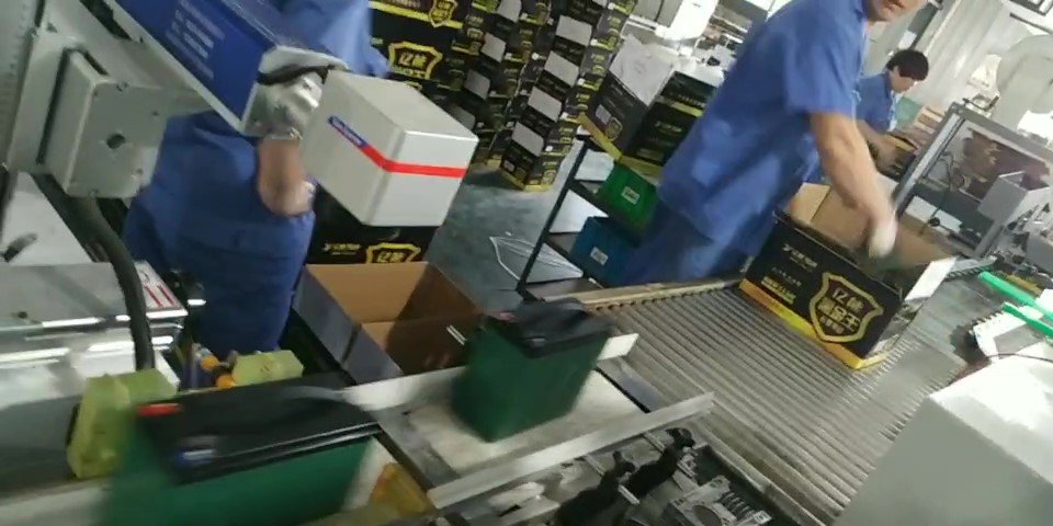 蓄電池全自動流水線上線運行